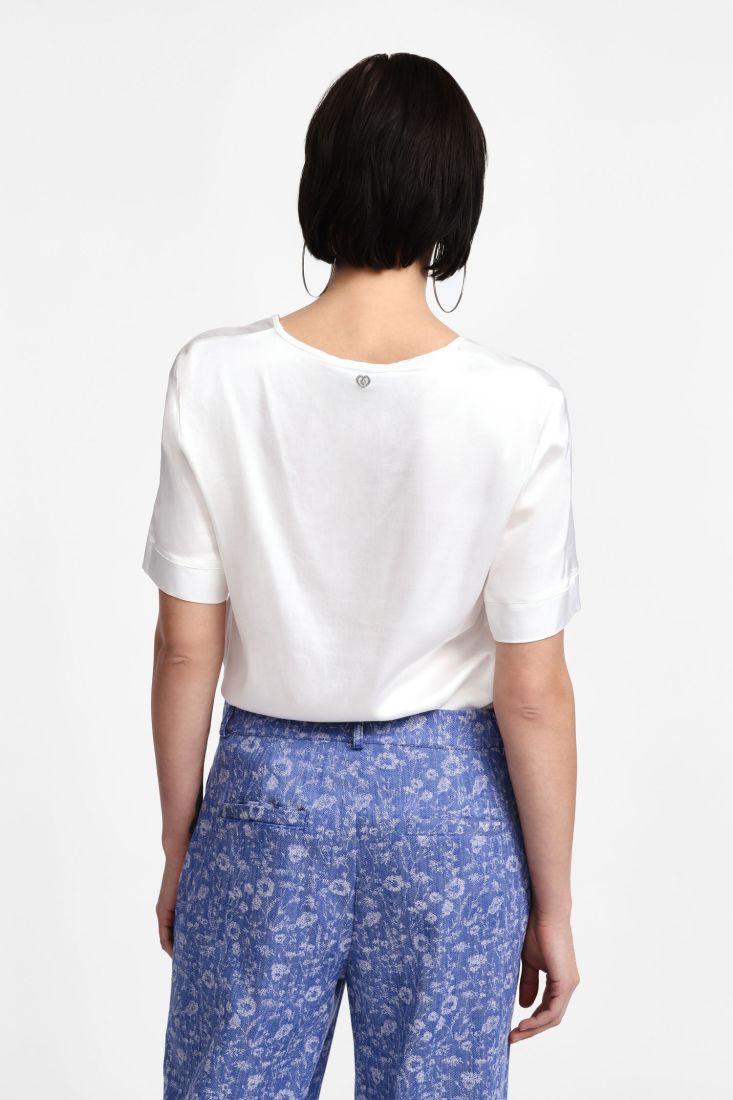 T shirt saten